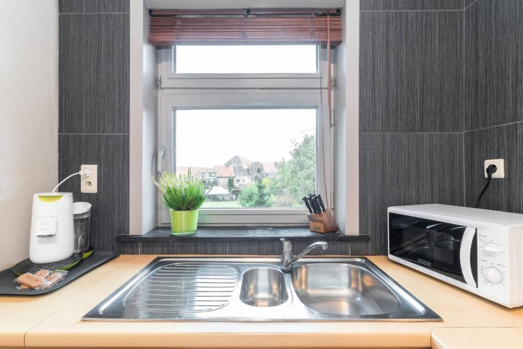 Charmant Appartement Met Zicht Damse Vaart @Brugge Bagian luar foto